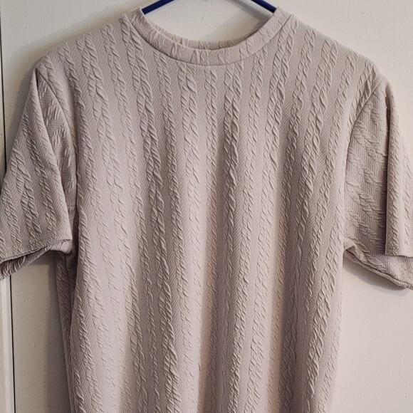 BoohooMAN Beige Cable Knit Textured T Shirt Mens M Short Sleeve Y2K Streetwear - Picture 2 of 10